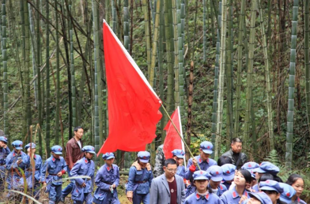 童樂(lè)港雄鷹少年軍