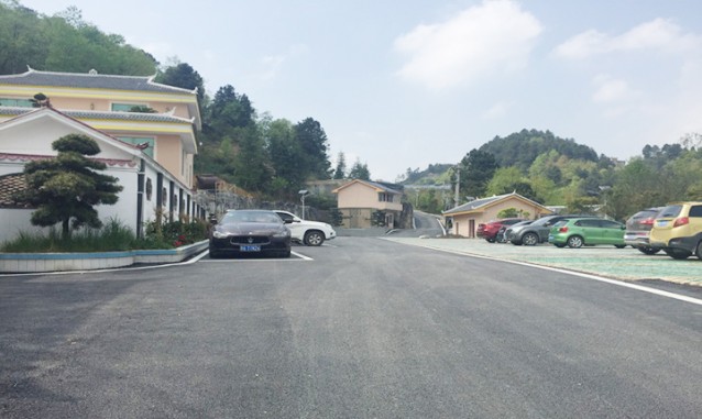 貴州泉鳳源餐飲管理有限公司（山莊）