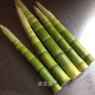 食育主題研學(xué):竹筒飯（竹筍+糯米）的做法