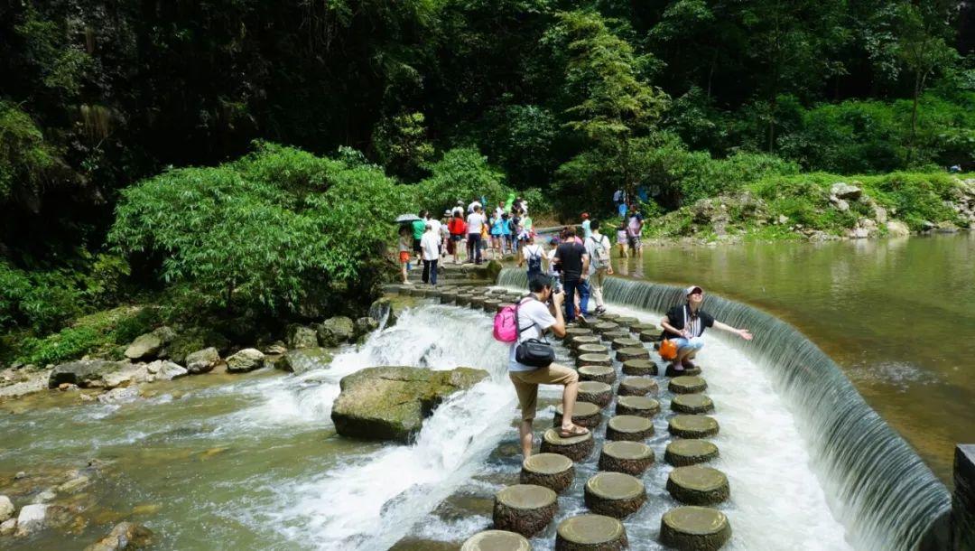 旅游景區(qū)抖音原創(chuàng)視頻+五一營銷活動方案