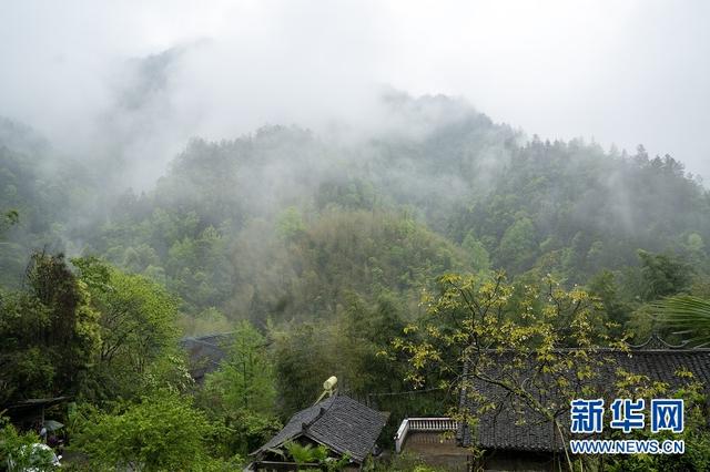 湖北咸豐蠻臺子：隱藏在大山深處的土家寨子