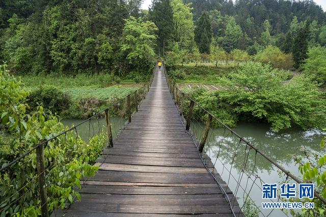 湖北咸豐蠻臺子：隱藏在大山深處的土家寨子