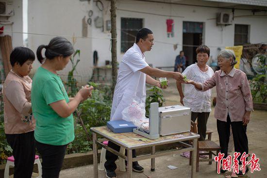 安徽省阜南縣：在蓄洪區(qū)，在無奈之中，等洪水退去