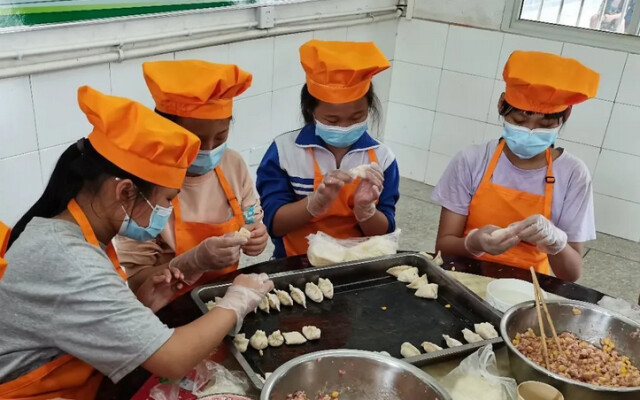 食材料理-面點制作-廚藝烹飪：勞動實踐課進校園，勞動技能大比拼